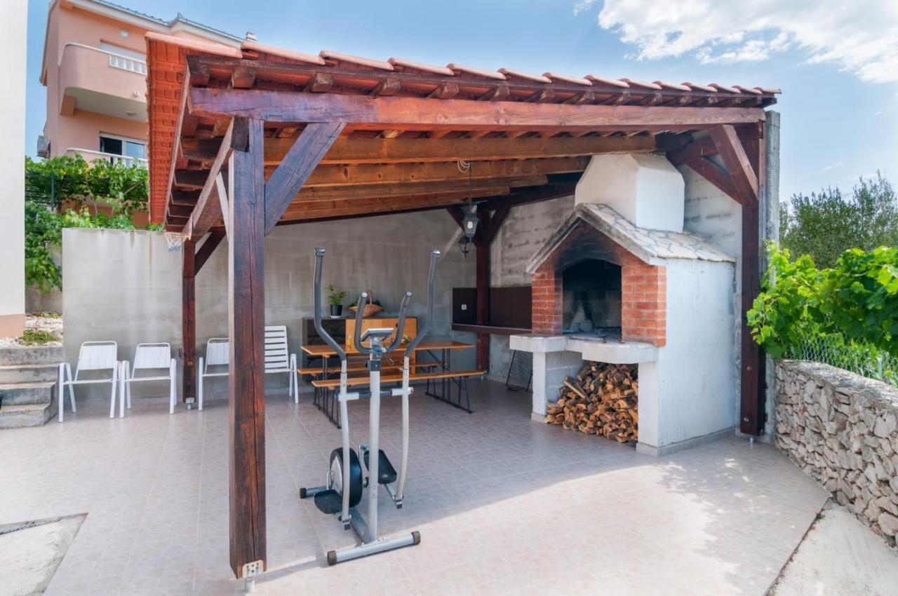 Kuca Za Odmor Jadra&Sina Apartment Vinisce Bagian luar foto